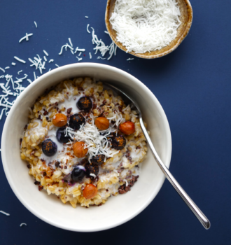 Oats with coconut milk